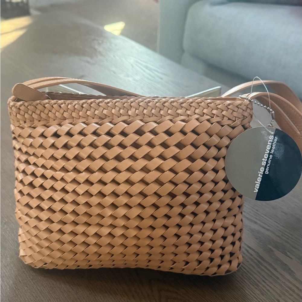 NWT Valerie Stevens Woven Clutch in Tan - Picture 5 of 6